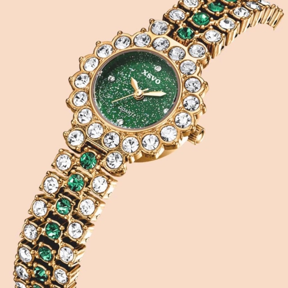 Rhinestone Quartz Watch - Picture 4 of 4